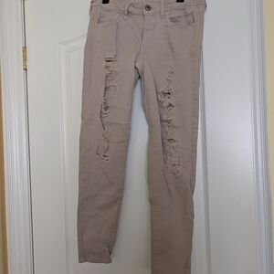 American Eagle Outfitters Pale Pink Super Stretch Jeans Size 6 Short